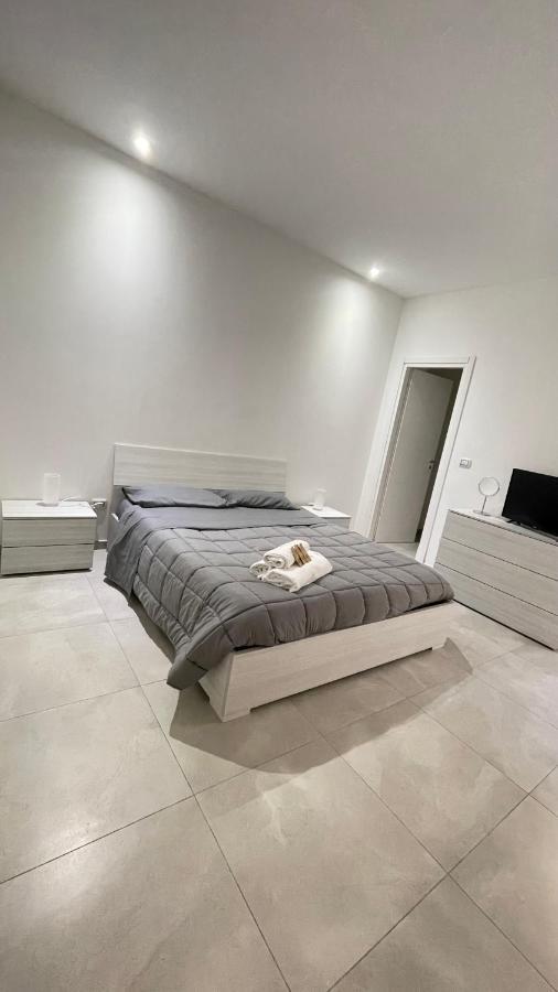 Apartament Al Quattordici Brindisi Zewnętrze zdjęcie