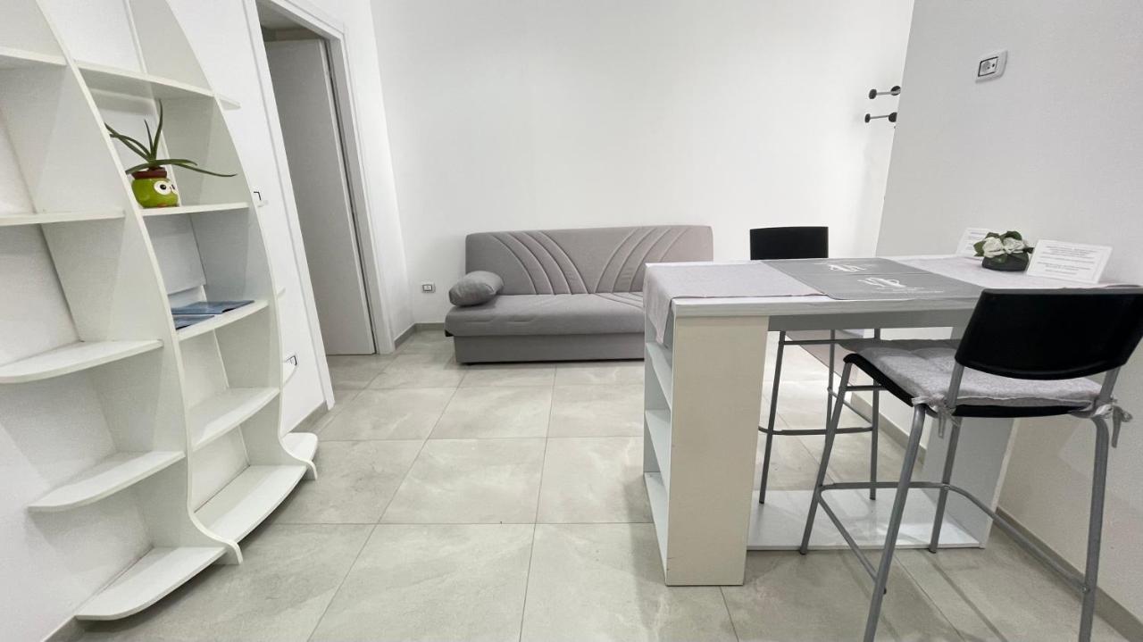 Apartament Al Quattordici Brindisi Zewnętrze zdjęcie